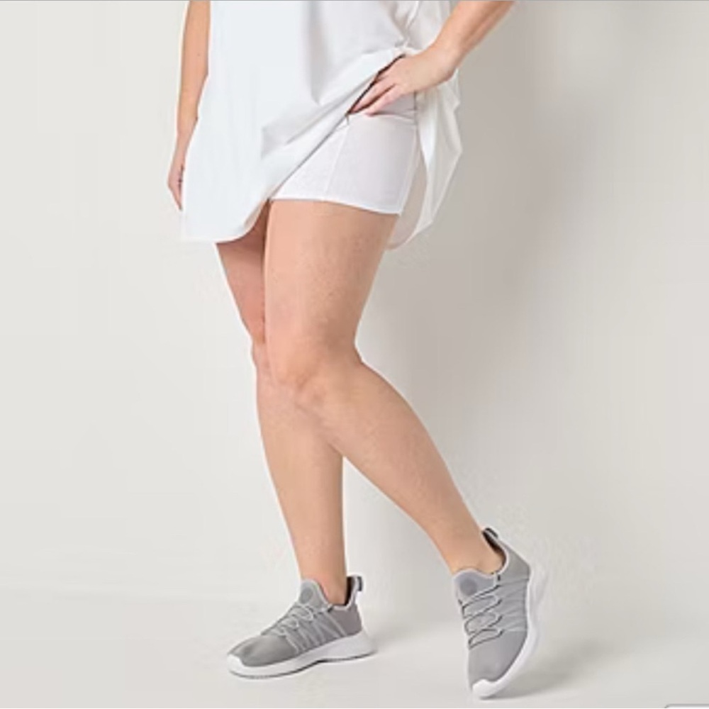 Xersion Plus Size Everultra-Lite Sleeveless Built in Bra Shorts Tennis Dress - Picture 3 of 12